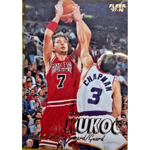 1997-98 Fleer Toni Kukoc #69 NBA Basketball Chicago Bulls - Picture 1 of 2